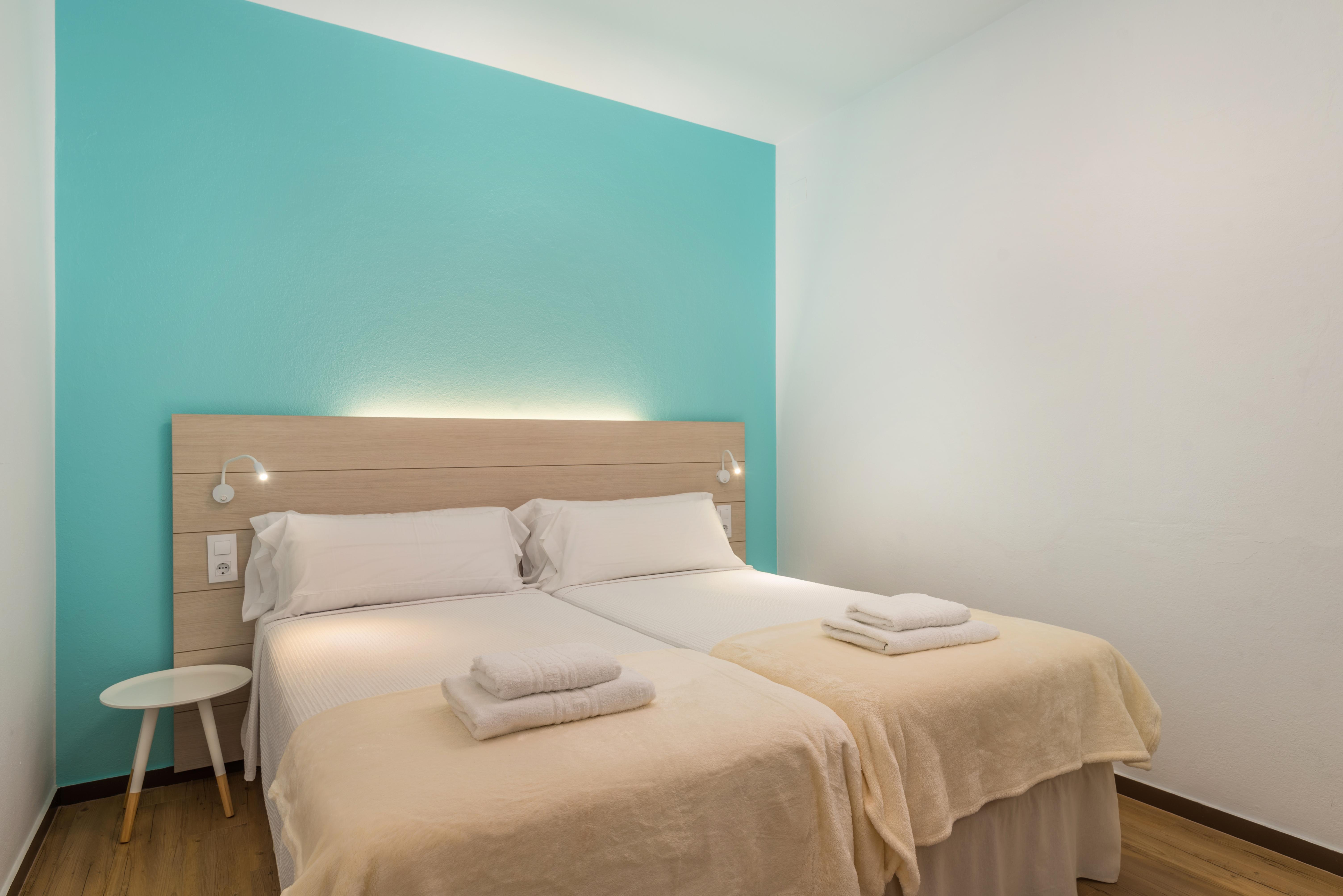 מאהון Hostal Jume - Urban Rooms מראה חיצוני תמונה