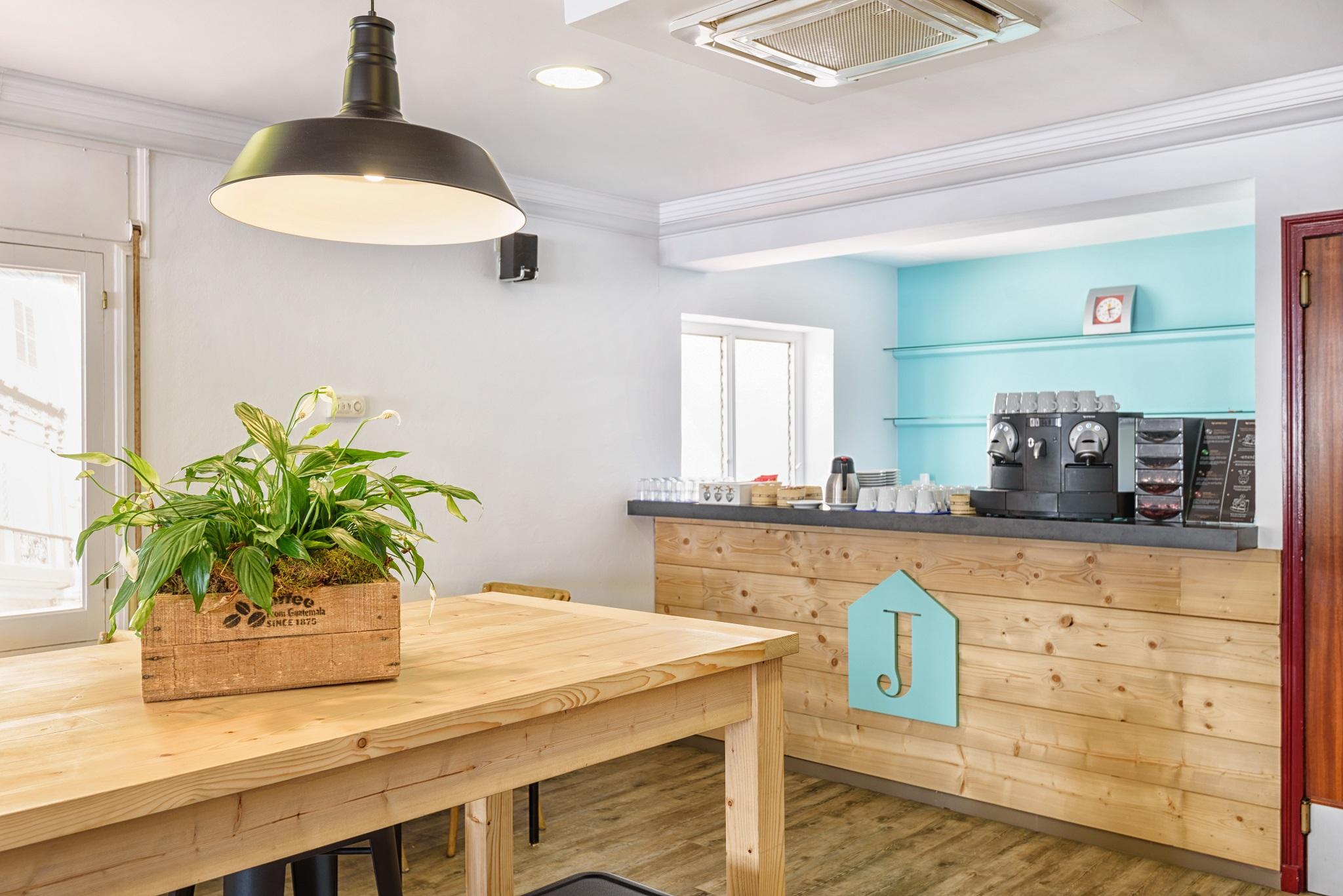 מאהון Hostal Jume - Urban Rooms מראה חיצוני תמונה